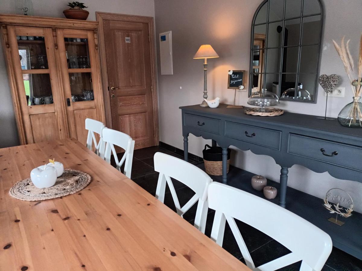 Le Relais De La Motte Acomodação com café da manhã Soignies Exterior foto