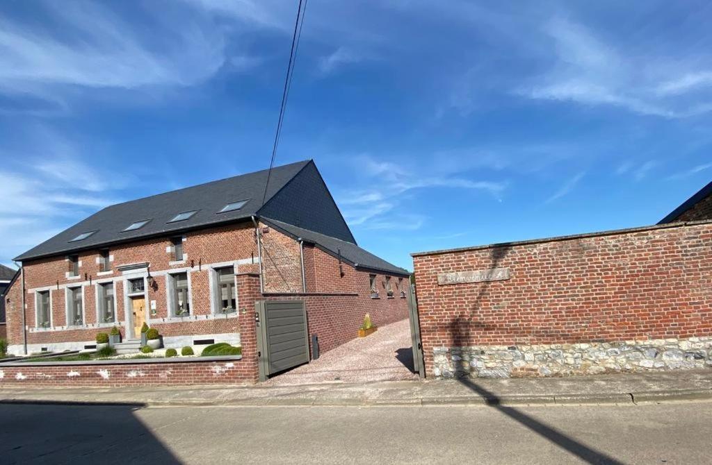 Le Relais De La Motte Acomodação com café da manhã Soignies Exterior foto